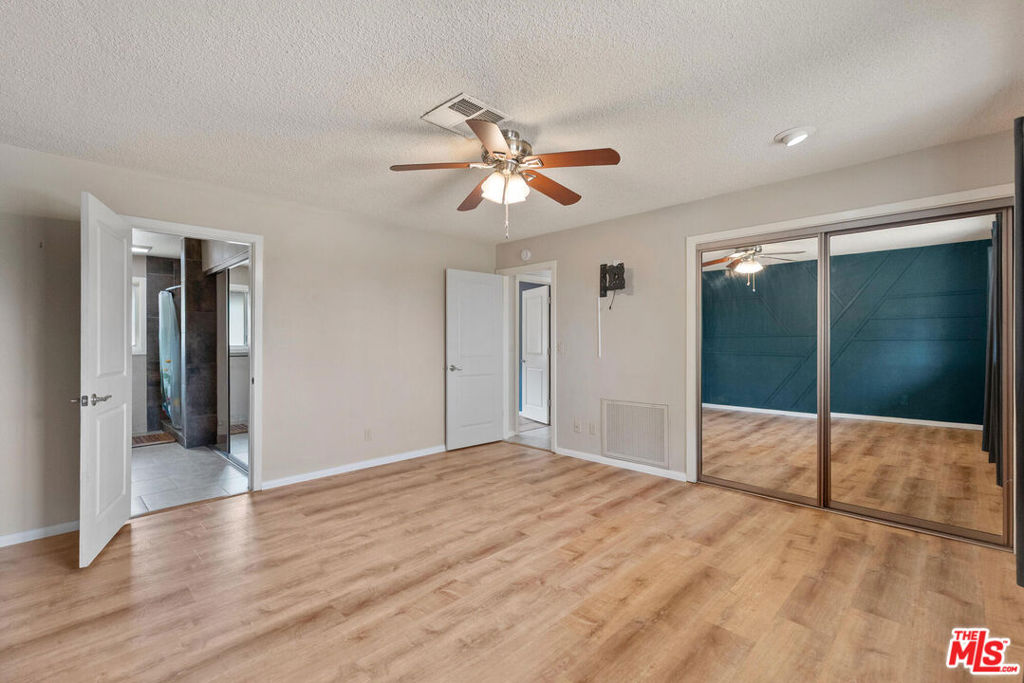 56760 Ivanhoe Drive Property Photo 28