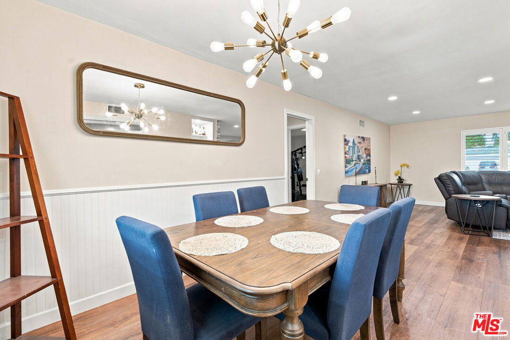 1873 Rosemount Avenue Property Photo 13