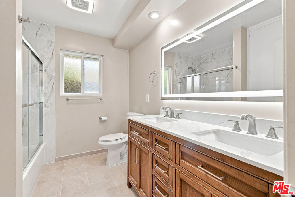 1873 Rosemount Avenue Property Photo 25