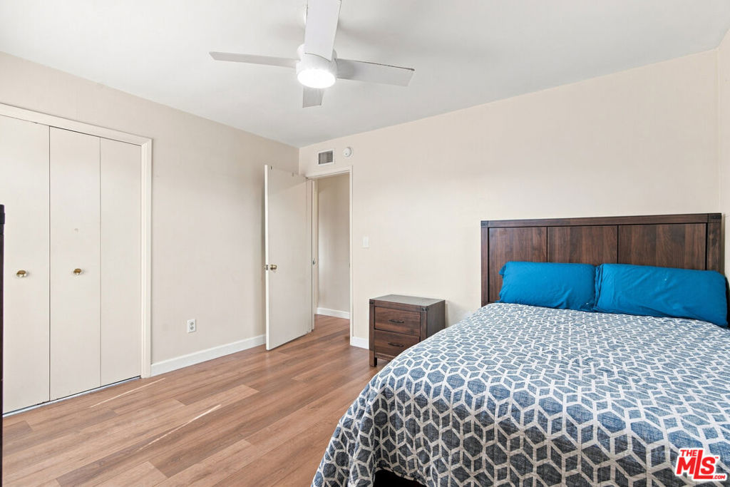 1873 Rosemount Avenue Property Photo 29