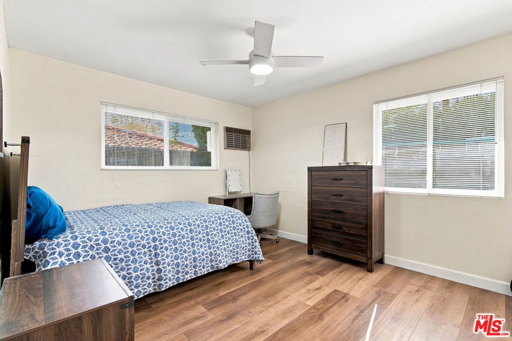 1873 Rosemount Avenue Property Photo 30