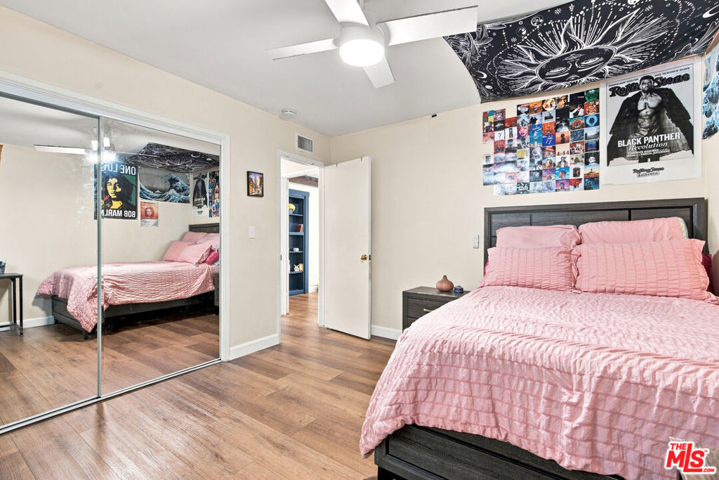 1873 Rosemount Avenue Property Photo 32