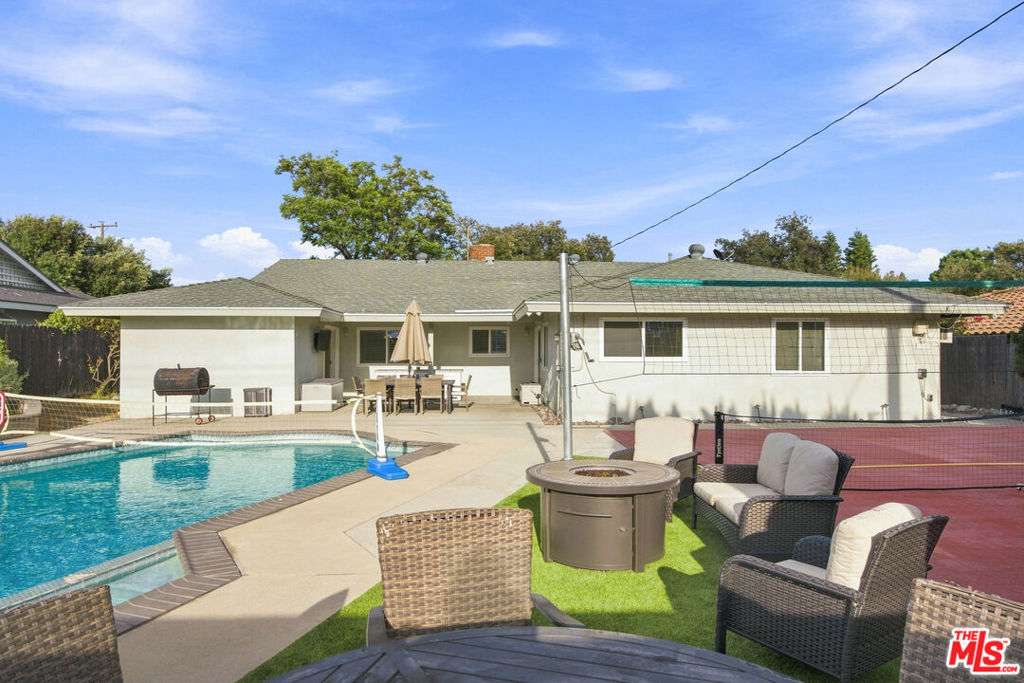 1873 Rosemount Avenue Property Photo 43