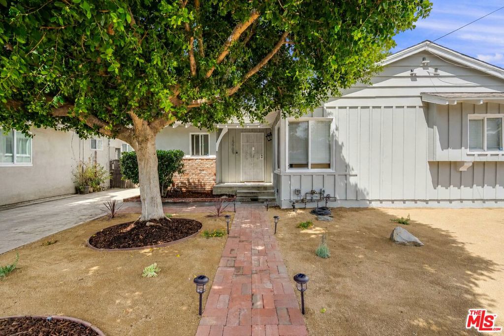 15905 Enadia Way Property Photo 2