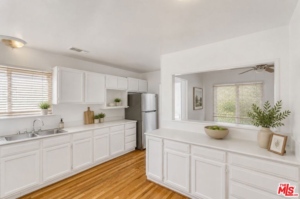 15905 Enadia Way Property Photo 8