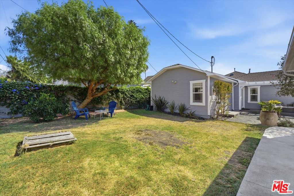 5345 S Victoria Avenue Property Photo 39