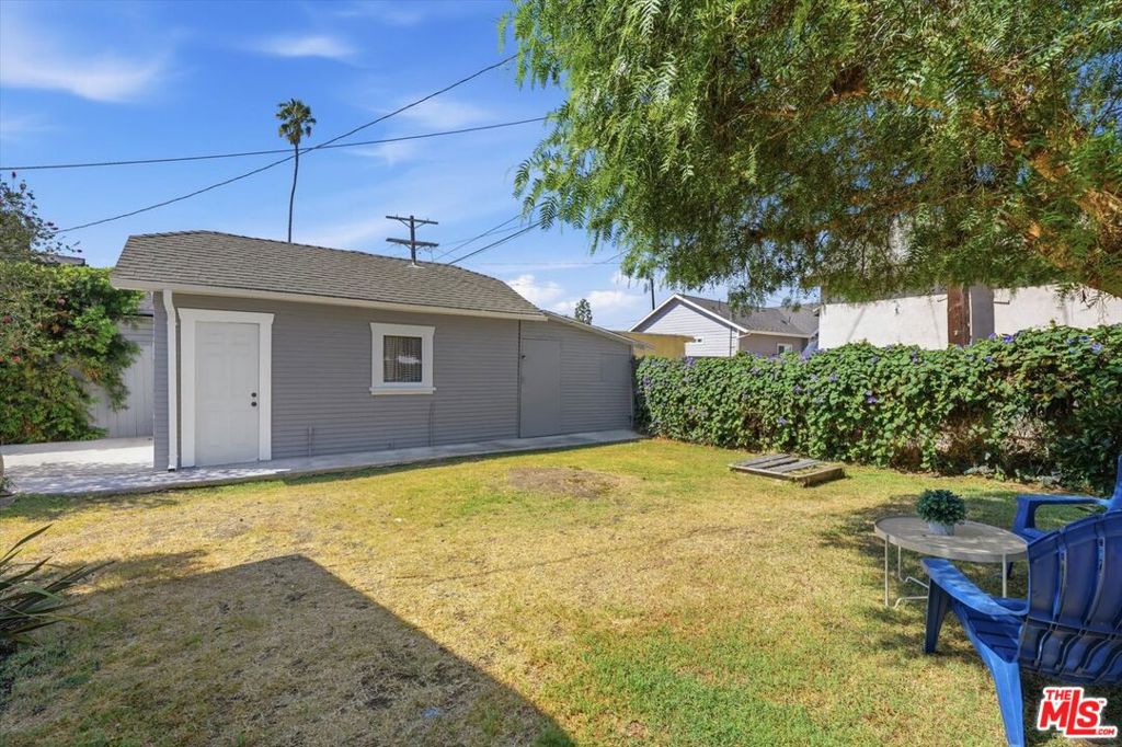 5345 S Victoria Avenue Property Photo 41