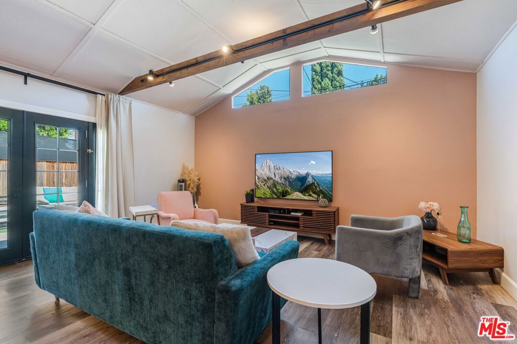 6514 Coldwater Canyon Avenue Property Photo 19