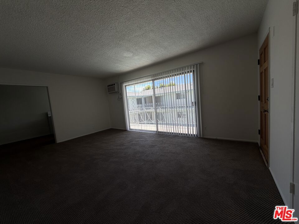 1244 4th Avenue Property Photo 2
