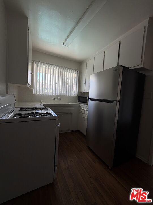 1244 4th Avenue Property Photo 3