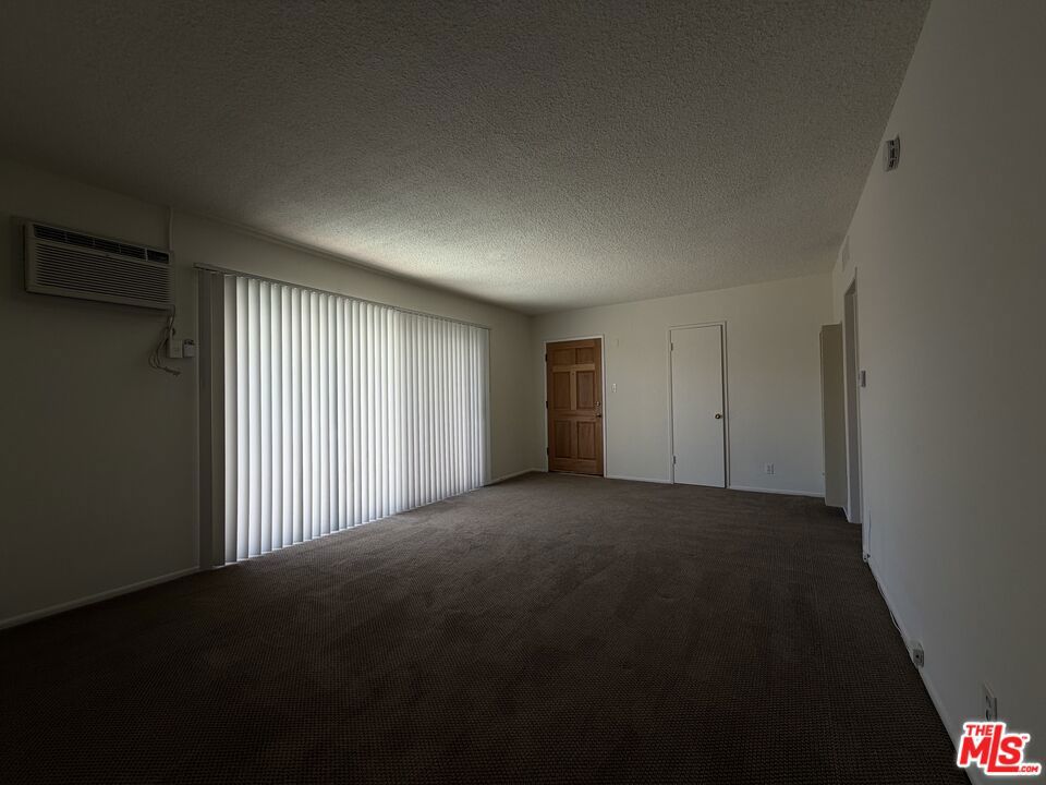 1244 4th Avenue Property Photo 5
