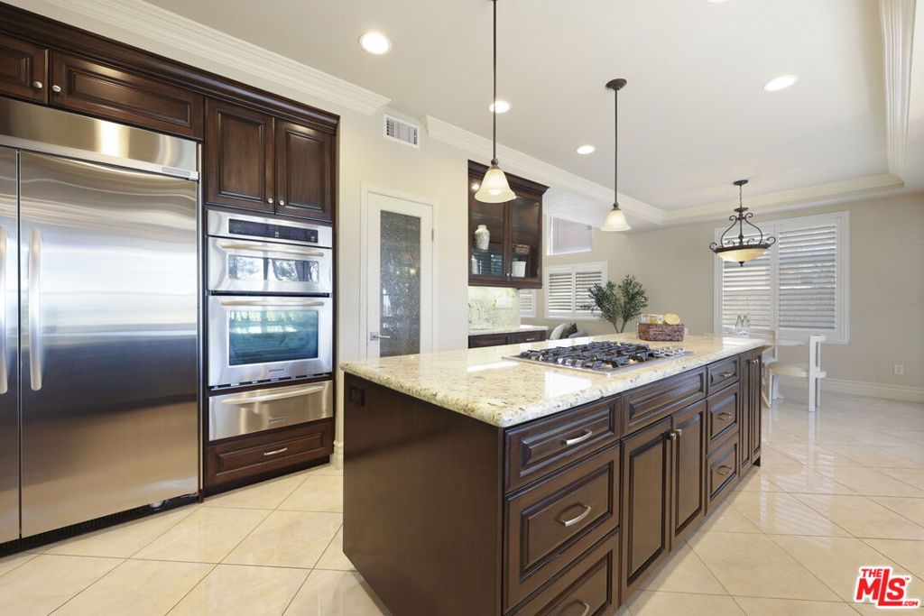 16246 Avenida San Miguel Property Photo 8
