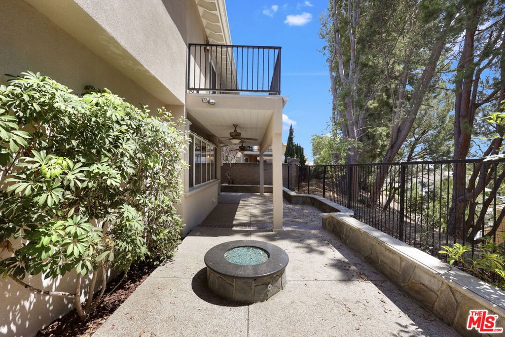 16246 Avenida San Miguel Property Photo 27