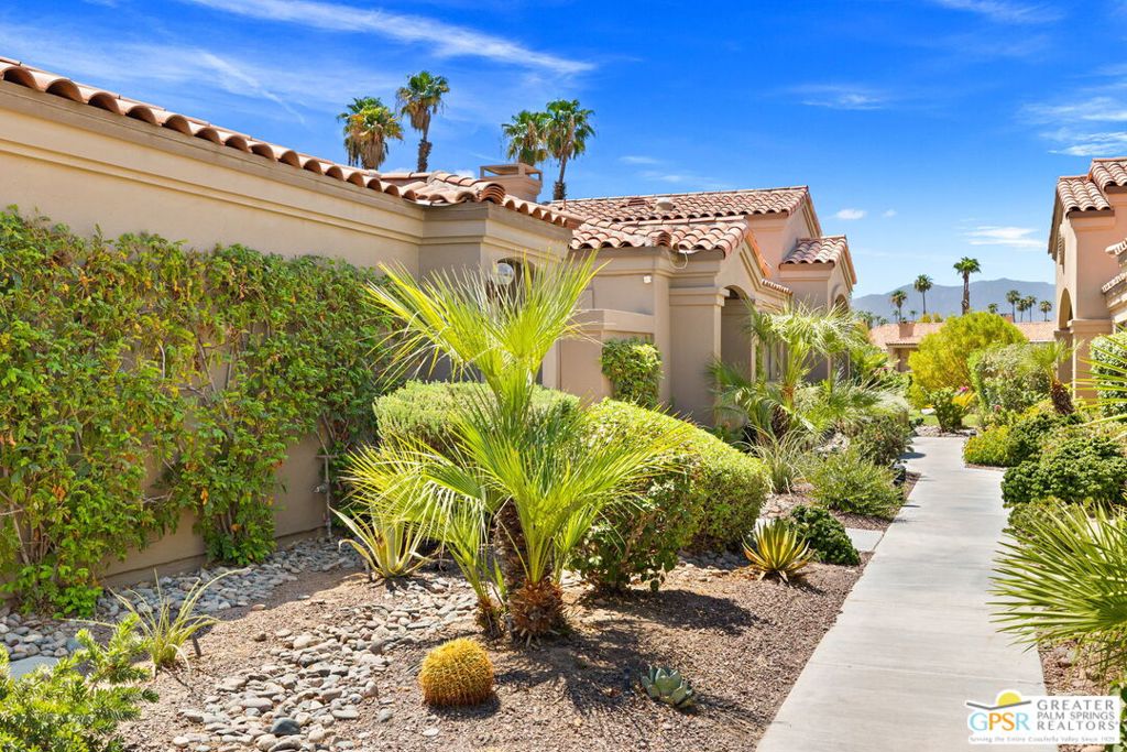 38361 Gazania Circle Property Photo 11