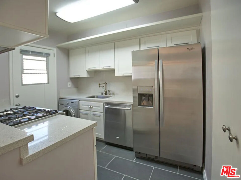 1507 Berkeley Street Property Photo 11