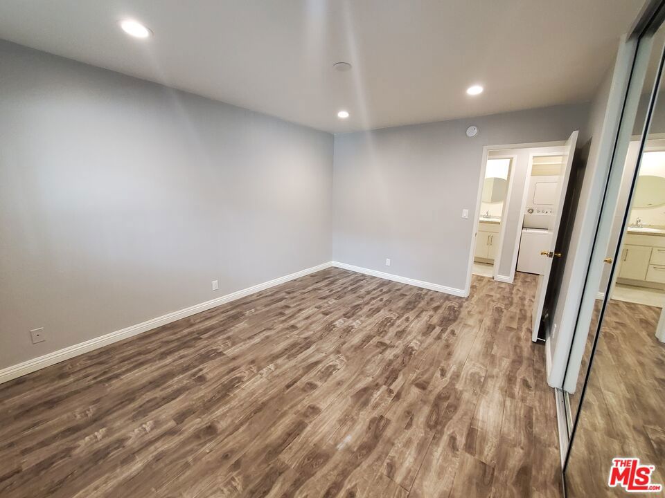 1424 Greenfield Avenue Property Photo 20