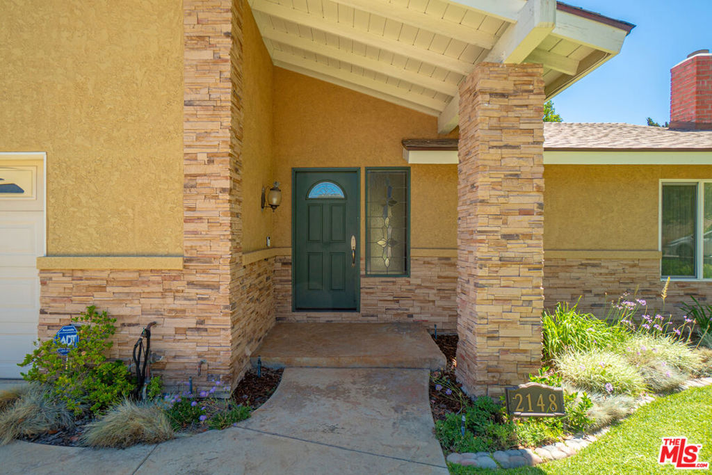 2148 Marblecrest Drive Property Photo 2