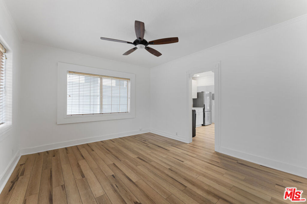 1300 Sanborn Avenue Property Photo 9