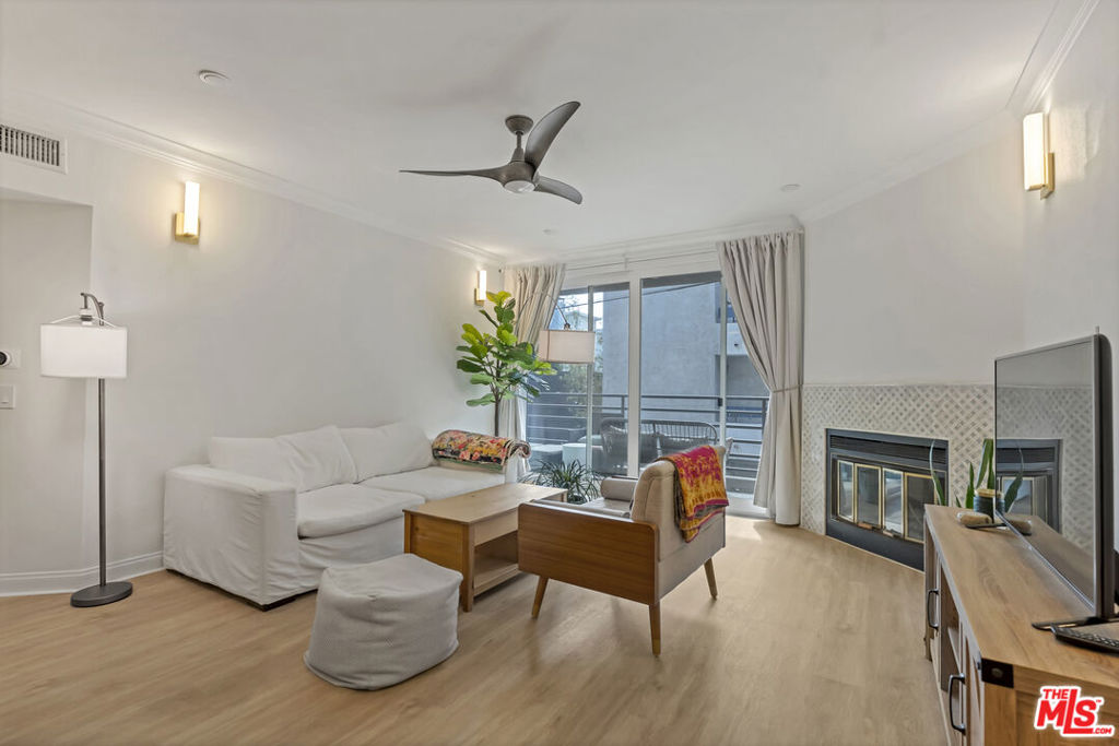 20 Catamaran Street 104 Property Photo 1