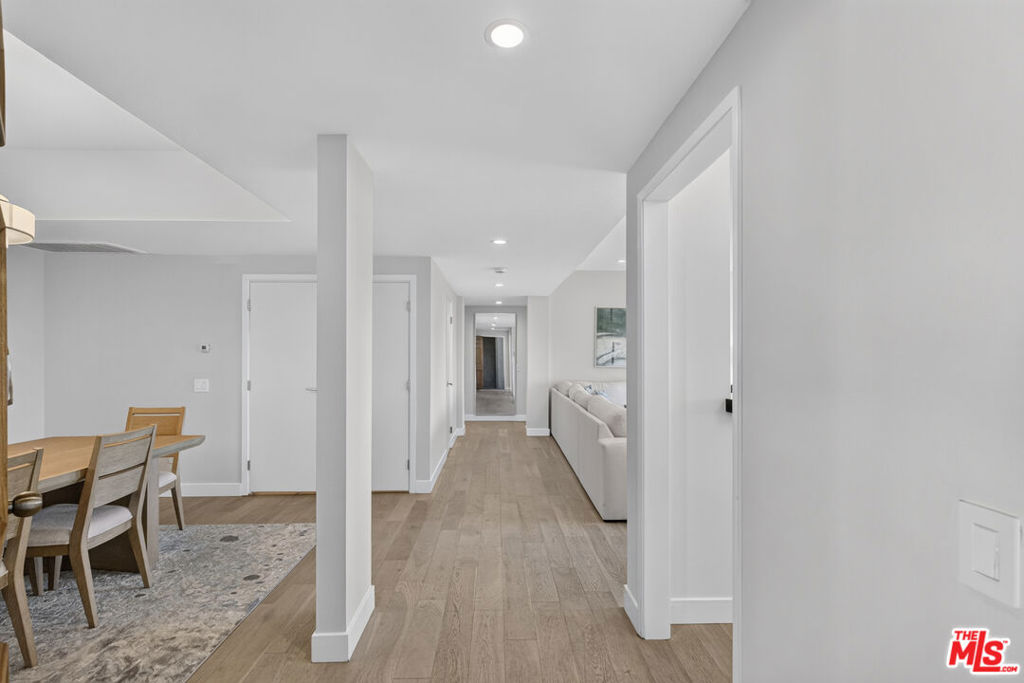 166 S Hayworth Avenue 201 Property Photo 3
