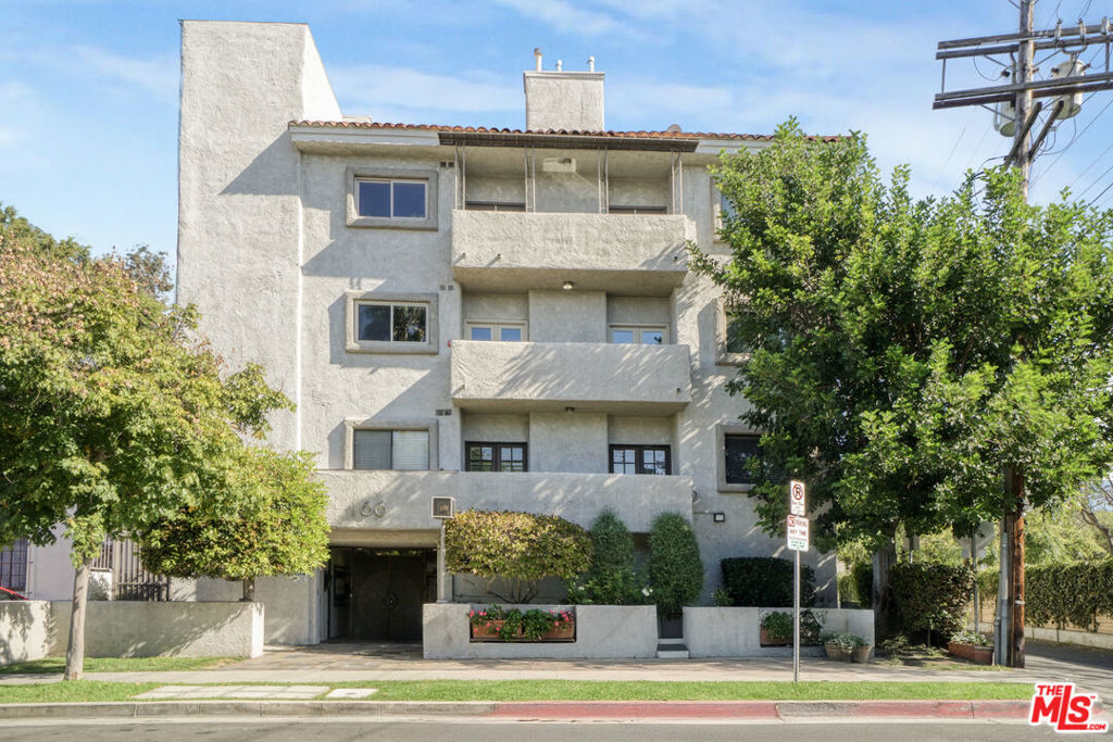 166 S Hayworth Avenue 201 Property Photo 22