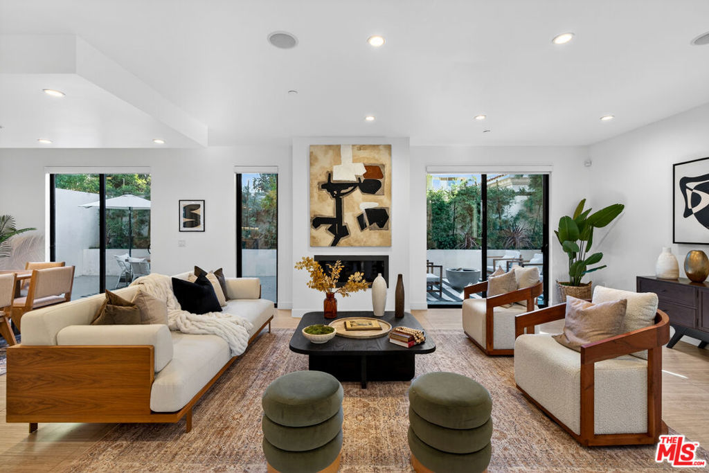 2118 Federal Avenue Property Photo