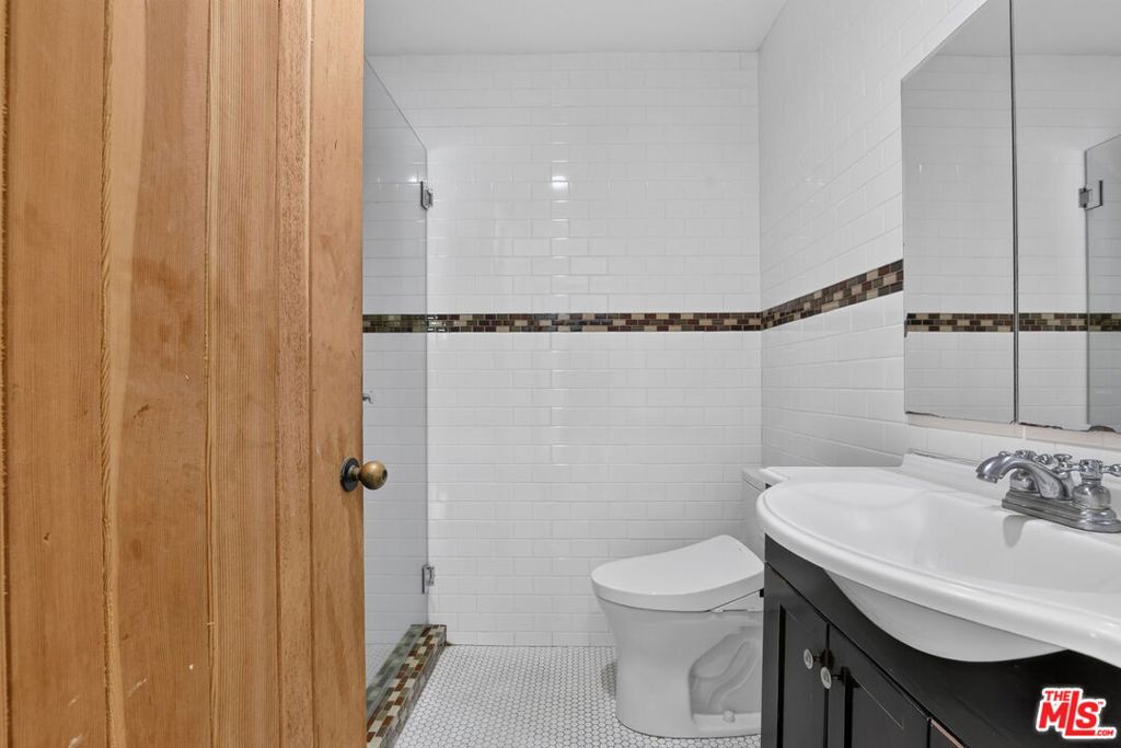 3574 Schaefer Street Property Photo 21