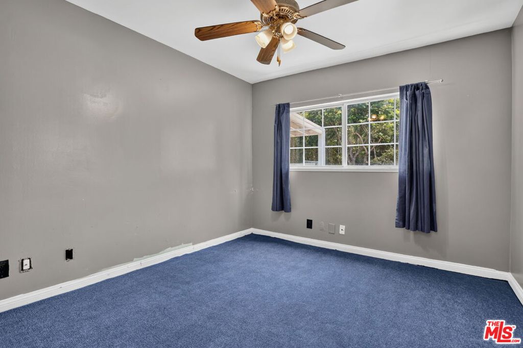 3574 Schaefer Street Property Photo 22