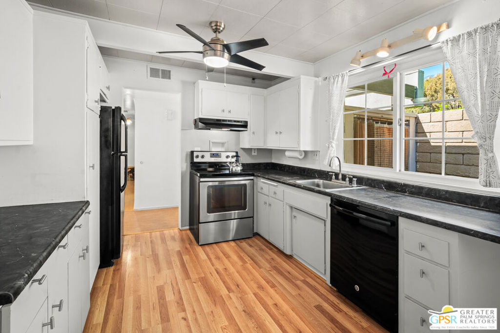 1790 N Via Miraleste Property Photo 4