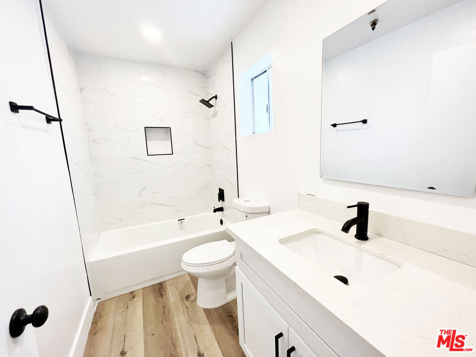 11430 Cedar Avenue 9 Property Photo 26