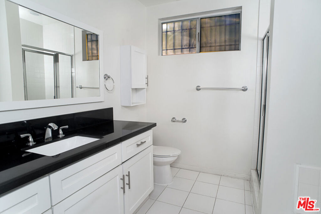 416 N Oakhurst Drive 107 Property Photo 11