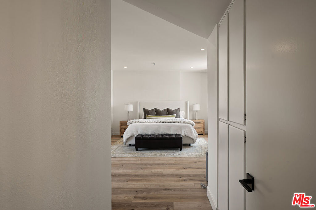 255 Main Street 101 Property Photo 3