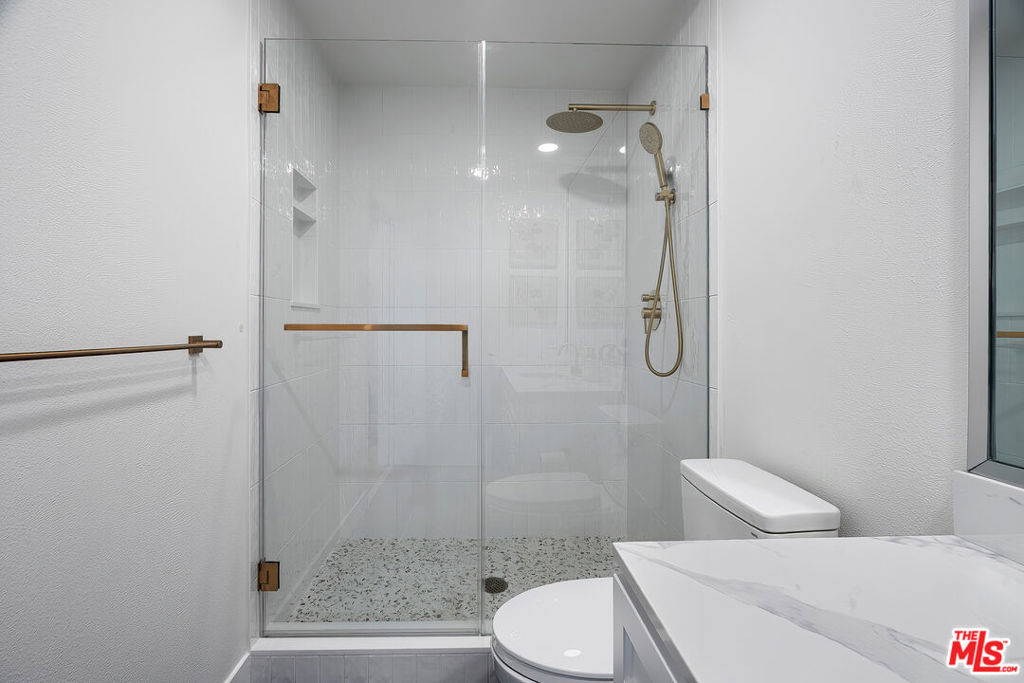 255 Main Street 101 Property Photo 15