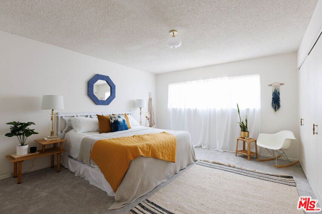 6760 Hillpark Drive 408 Property Photo 6