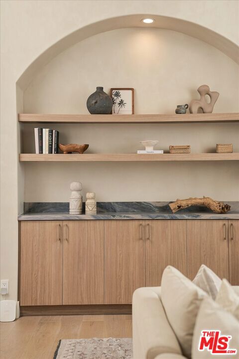 18 Voyage Street Property Photo 11