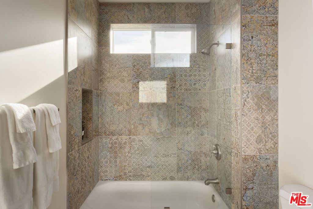 58654 Piedmont Drive Property Photo 14