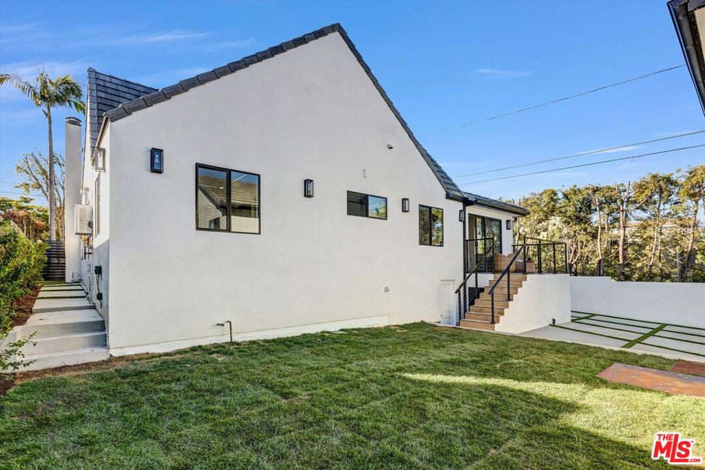 11404 Biona Drive Property Photo 43