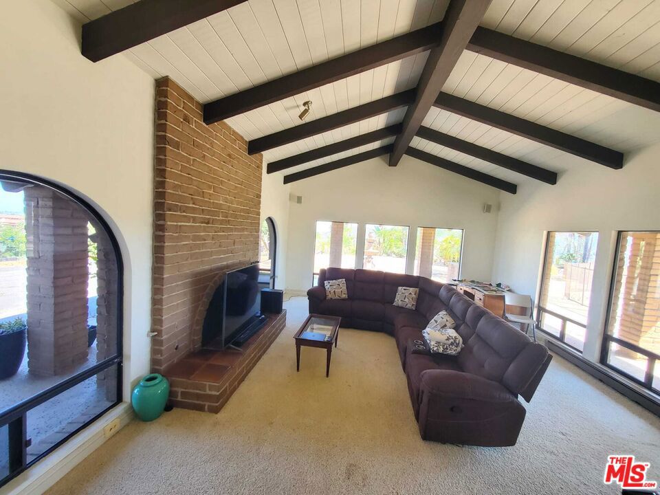 32063 Via Ararat Drive Property Photo 9