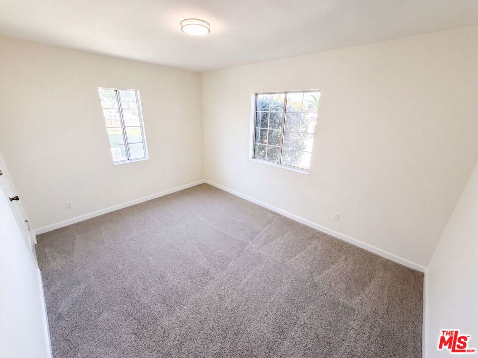 16503 S Cuzco Avenue Property Photo 14
