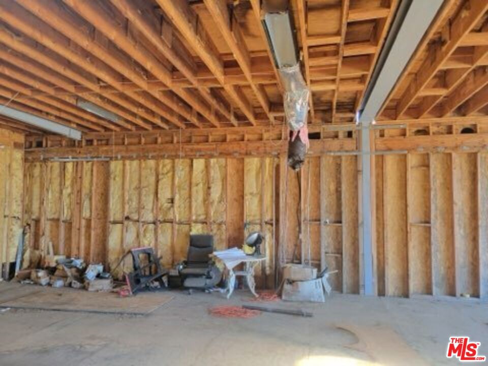 16351 Sloan Drive Property Photo 3