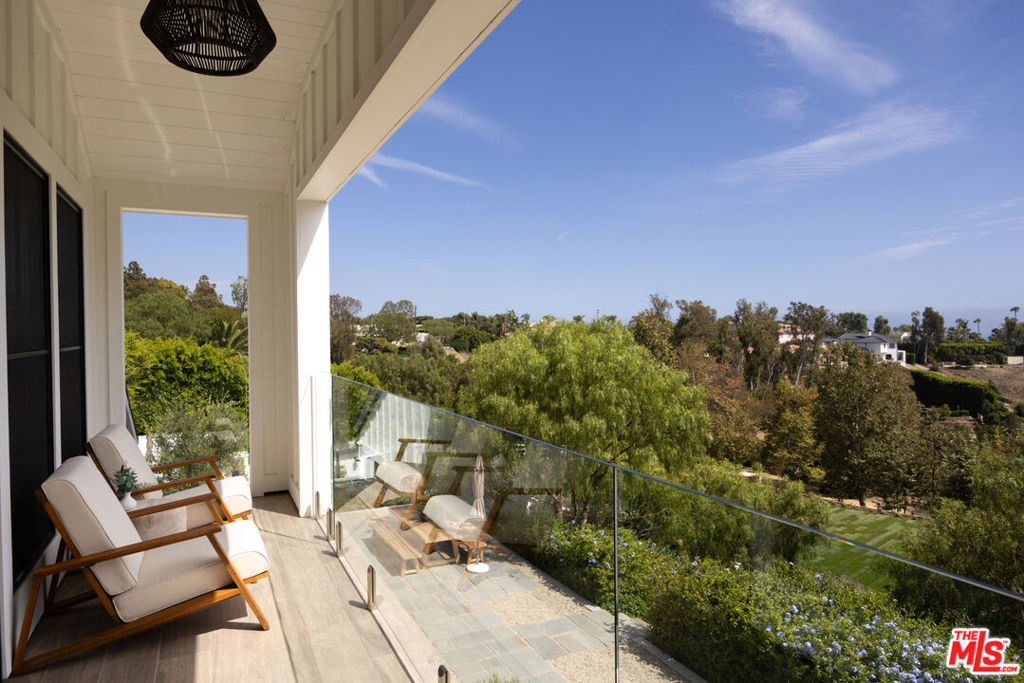 5944 Cavalleri Road Property Photo 17