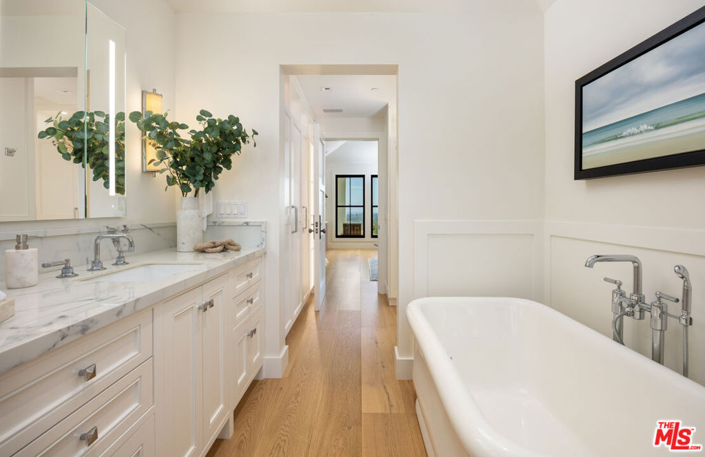 5944 Cavalleri Road Property Photo 18