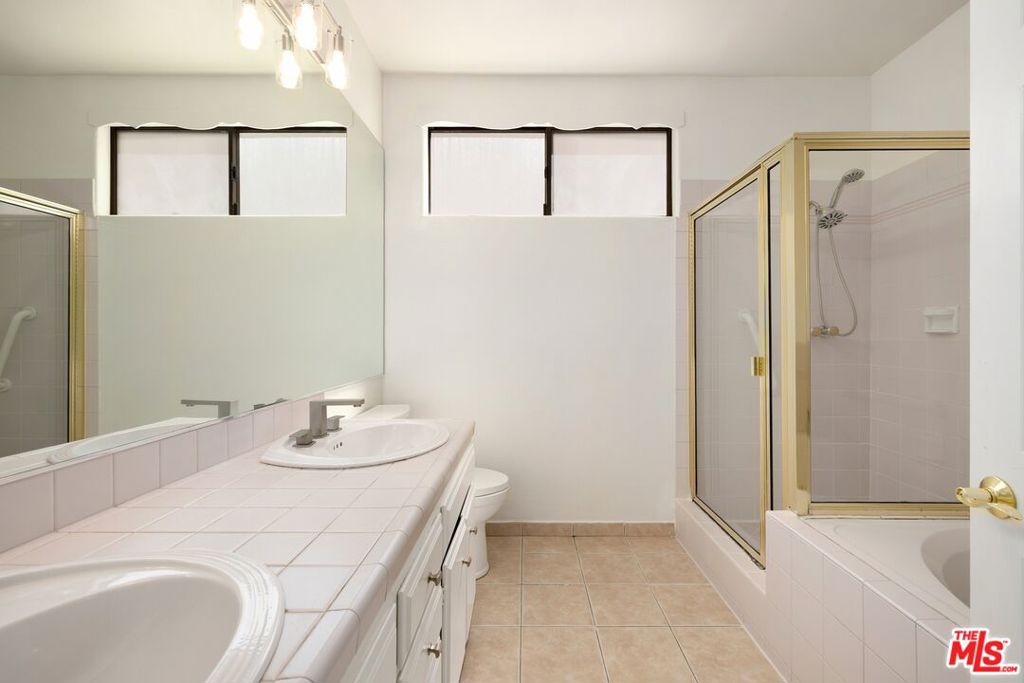 9836 Vidor Drive 1b Property Photo 9