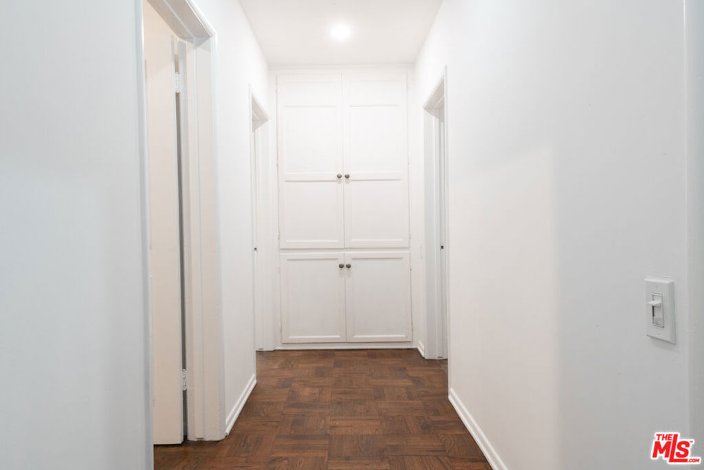 2559 Hutton Drive Property Photo 19