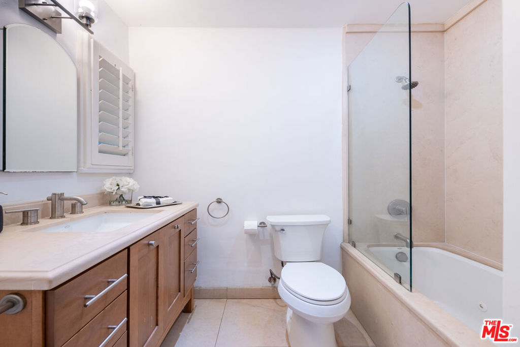2559 Hutton Drive Property Photo 31