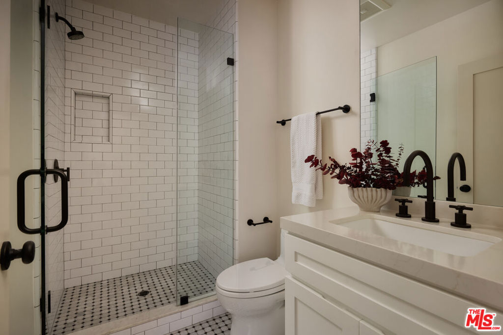 7506 Woodrow Wilson Drive Property Photo 20