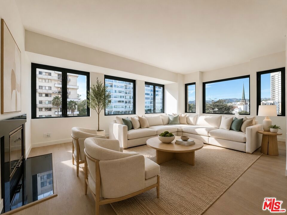 10520 Wilshire Boulevard 701 Property Photo