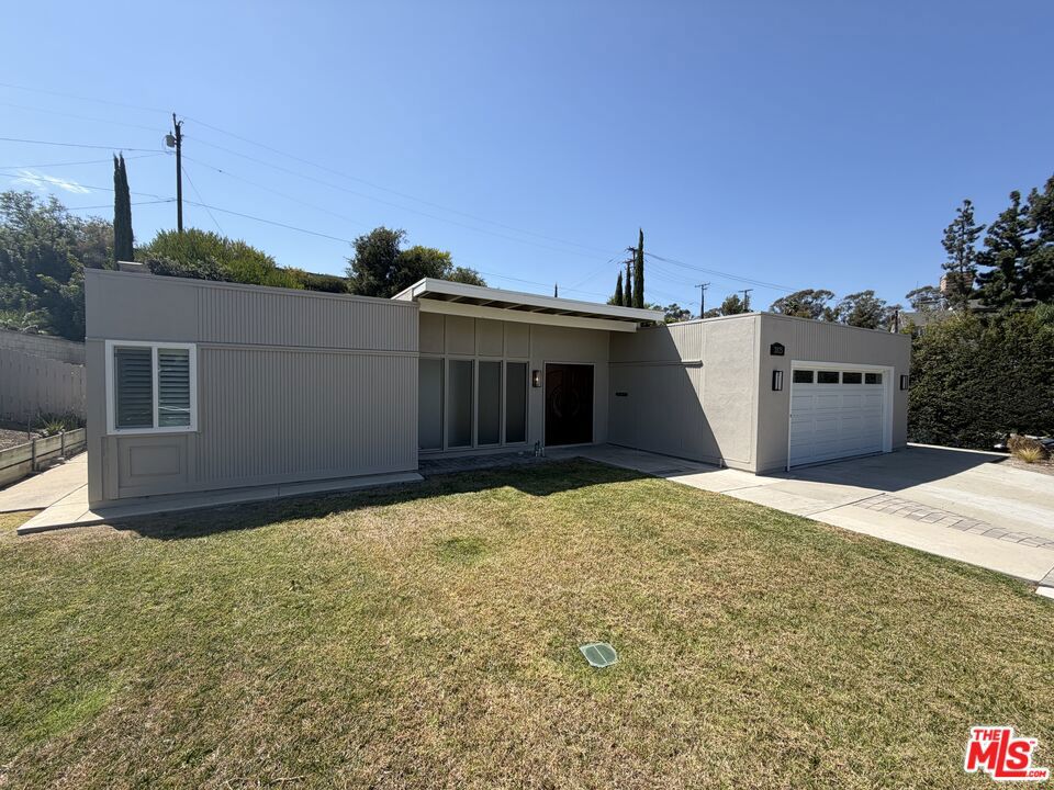 2025 Via Mirada Property Photo 1