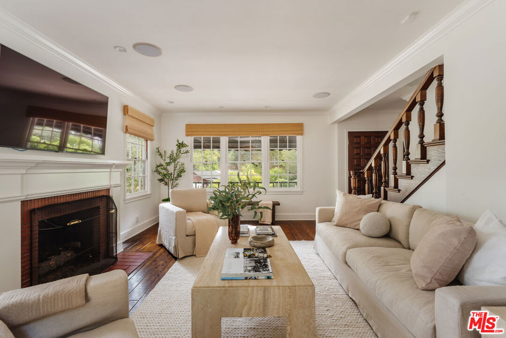3617 Lankershim Boulevard Property Photo 4