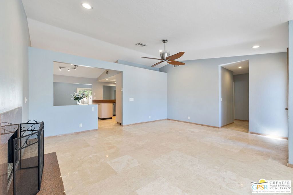 28465 Avenida Condesa Property Photo 6